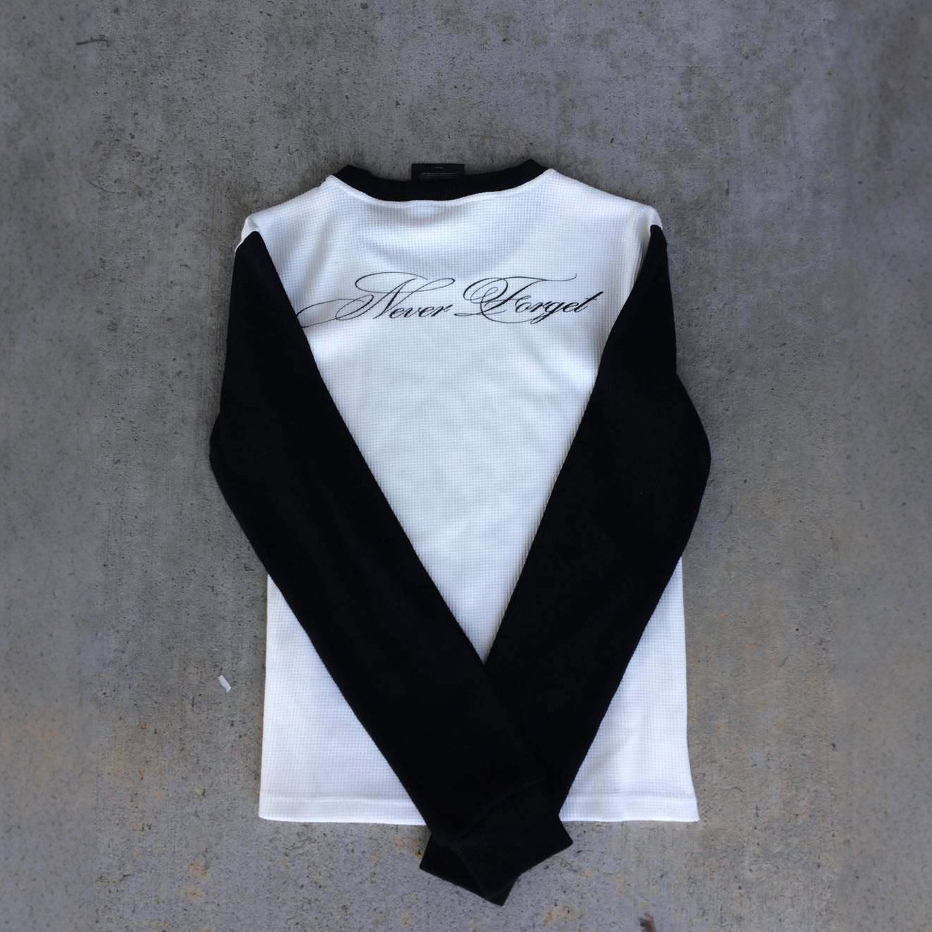New Long Sleeve T-shirt Dark R - огляд і ціна Mens Formal